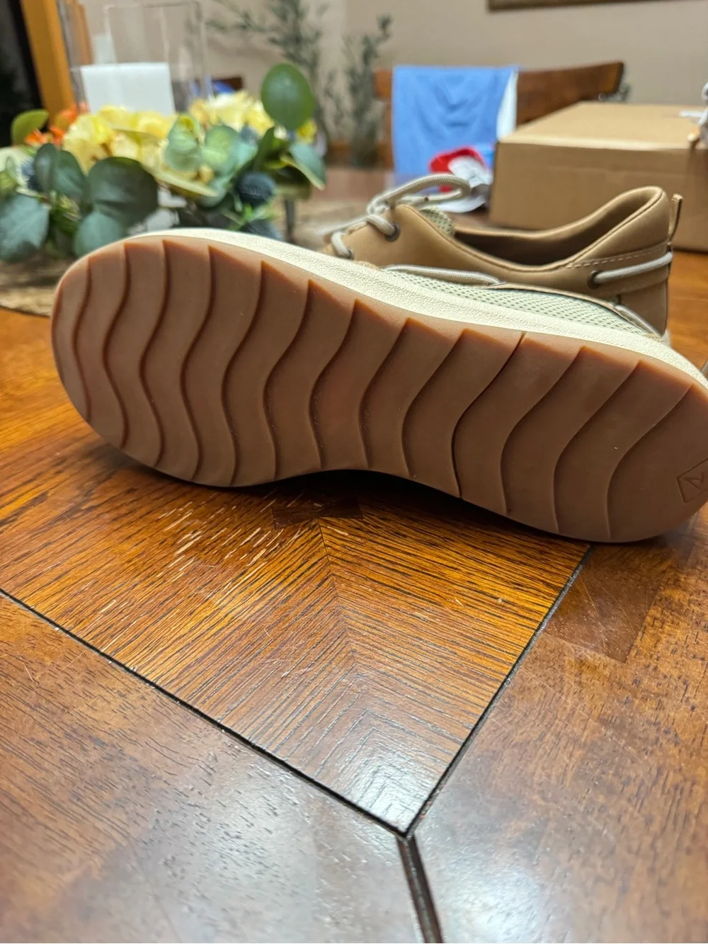 Sperry Men's Tan and Cream Boat Shoes 7M